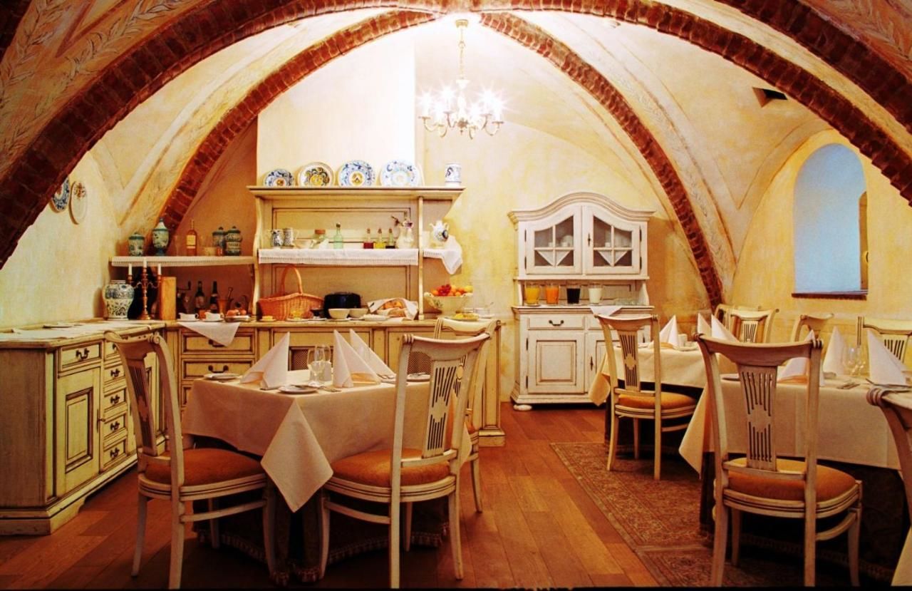 Отель Royal Boutique Hotel Vilnius Gates of Dawn Вильнюс