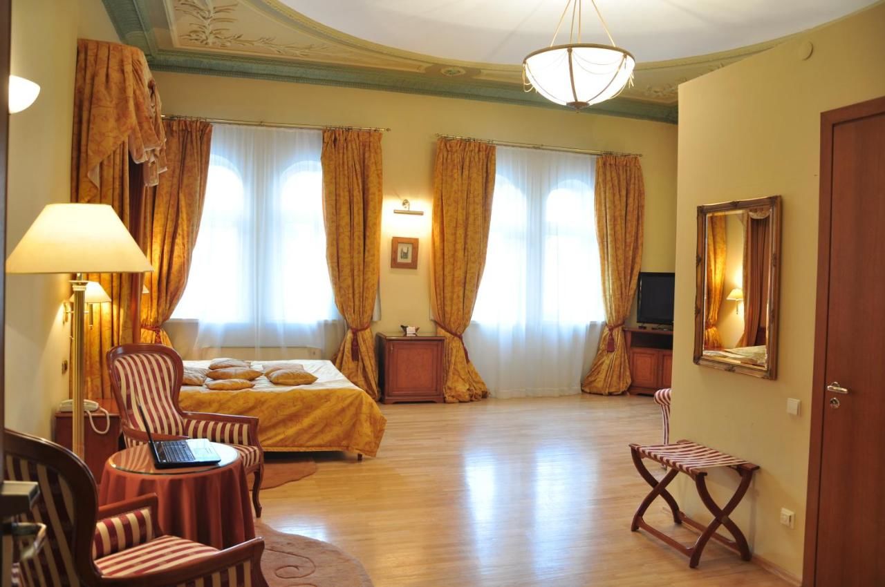 Отель Royal Boutique Hotel Vilnius Gates of Dawn Вильнюс
