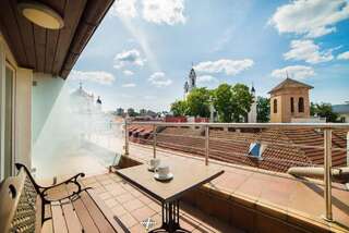 Отель Royal Boutique Hotel Vilnius Gates of Dawn Вильнюс Двухместный номер с 1 кроватью или 2 отдельными кроватями-1