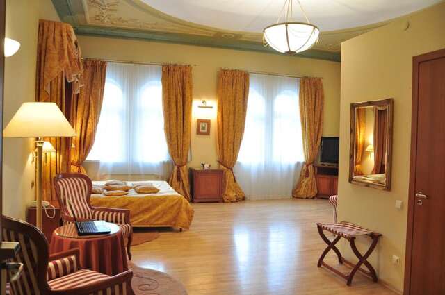 Отель Royal Boutique Hotel Vilnius Gates of Dawn Вильнюс-6